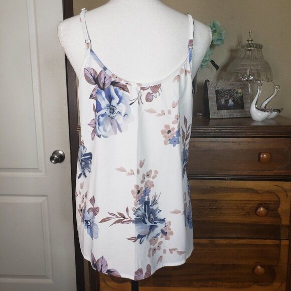 Pretty Blue Floral V Neck Cami Top womens size M medium Sleeveless Blouse - Picture 5 of 8